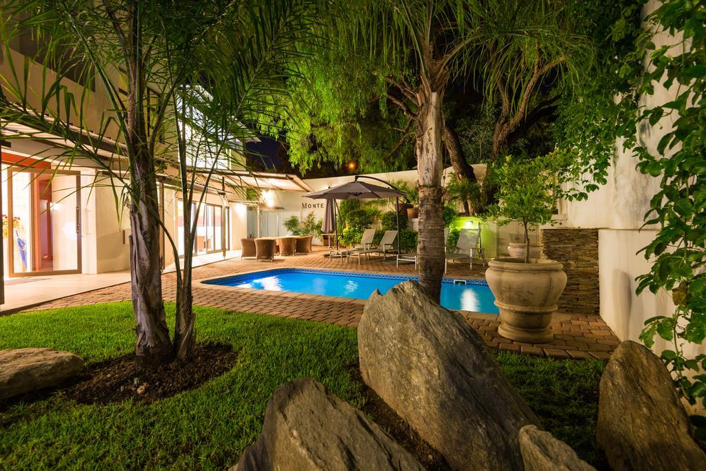 Montebello Guesthouse Windhoek Dış mekan fotoğraf