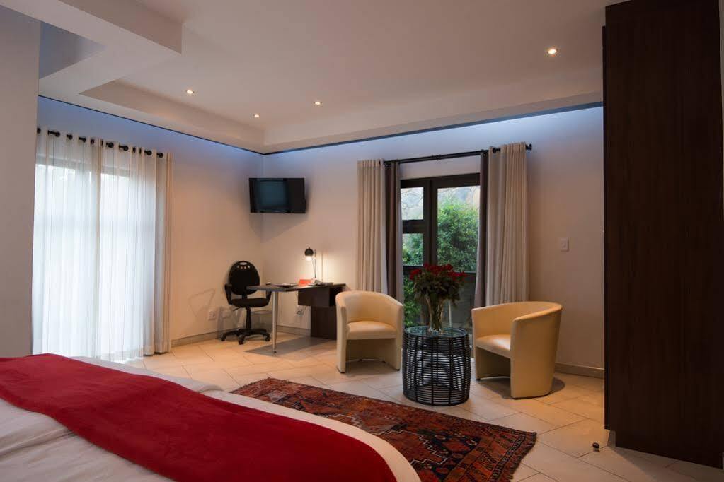 Montebello Guesthouse Windhoek Dış mekan fotoğraf